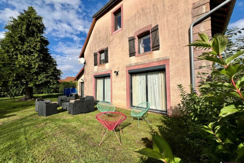 A VENDRE ! MAISON -FERME AXE BELFORT/MULHOUSE entierement réno