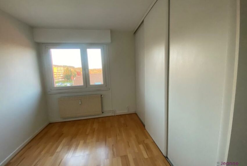 APPARTEMENT 3 PIECES AVEC BALCON-CAVE