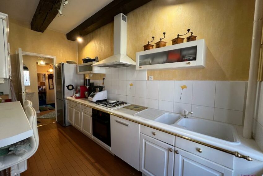 A VENDRE APPARTEMENT T5 VIEILLE VILLE BELFORT VUE LION - CHATEAU