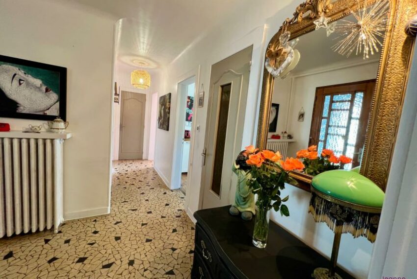 A VENDRE MAISON T 5 BAVILLIERS-JARDIN-GARAGE