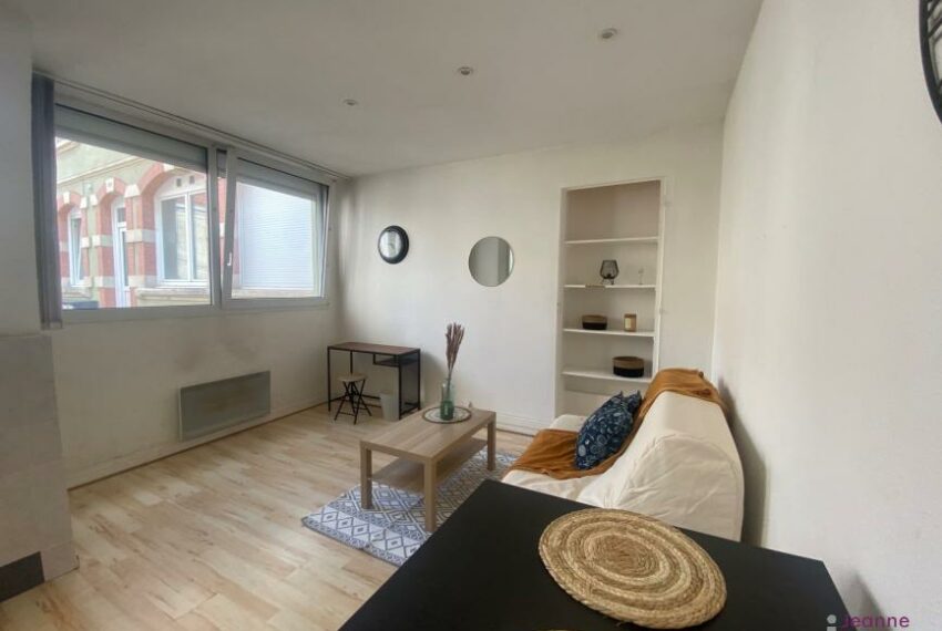 BELFORT Studio meublé