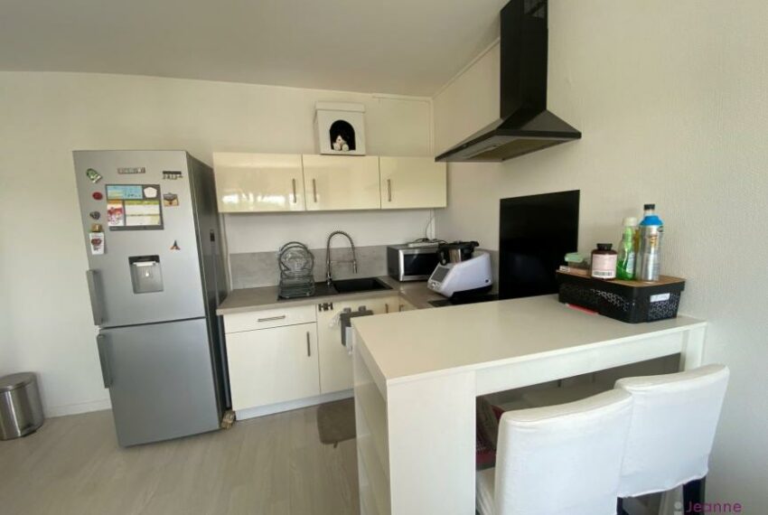 APPARTEMENT T2- CAVE