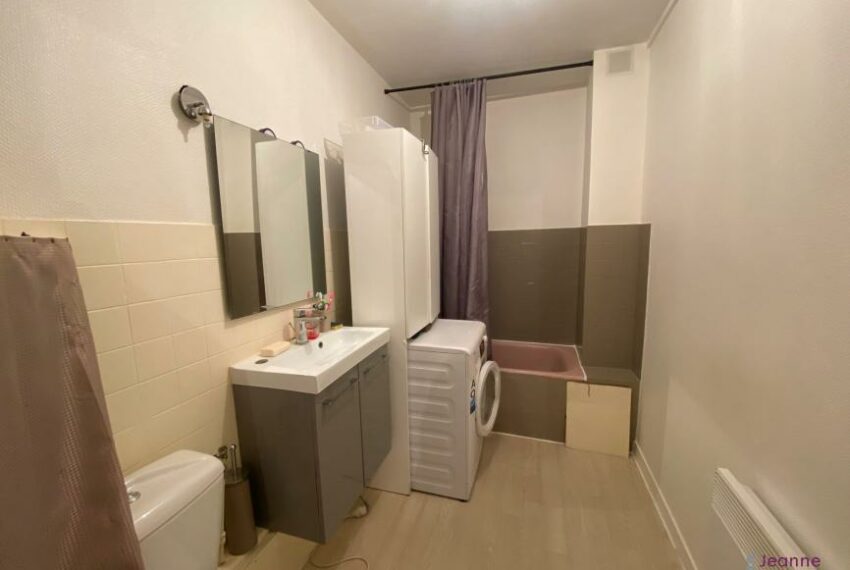 APPARTEMENT T2- CAVE