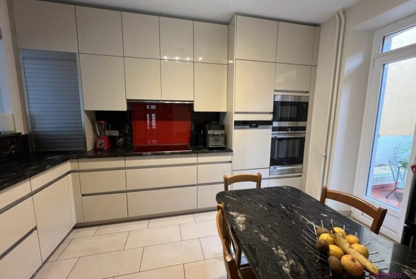 MAISON DE VILLE A VENDRE BELFORT CENTRE VILLE quartier prisé.