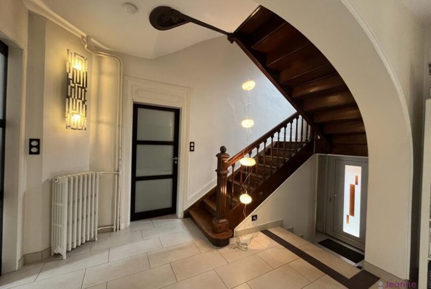 MAISON DE VILLE A VENDRE BELFORT CENTRE VILLE quartier prisé.