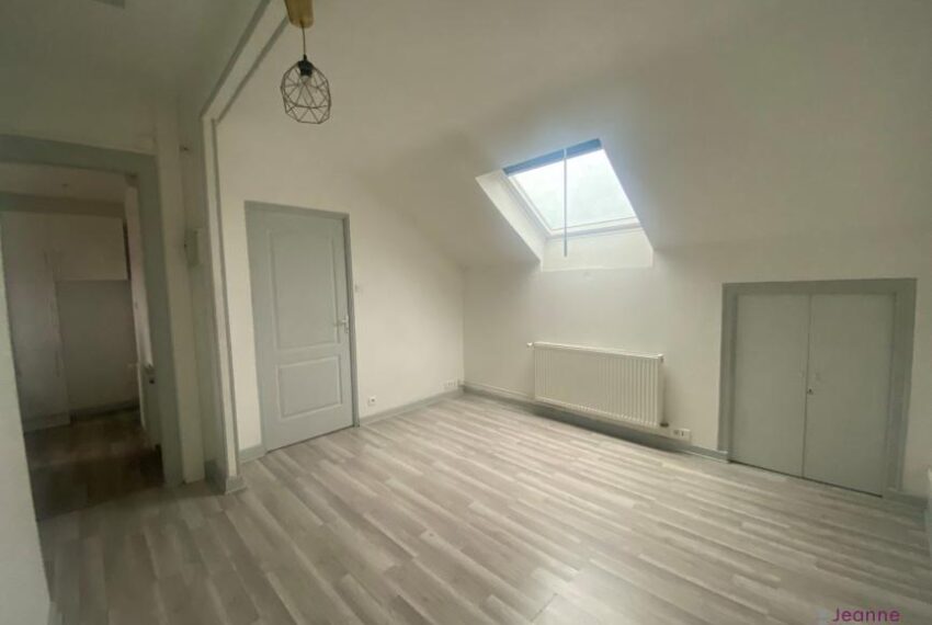 APPARTEMENT 2 PIÈCES AU COEUR DE LA VIEILLE VILLE