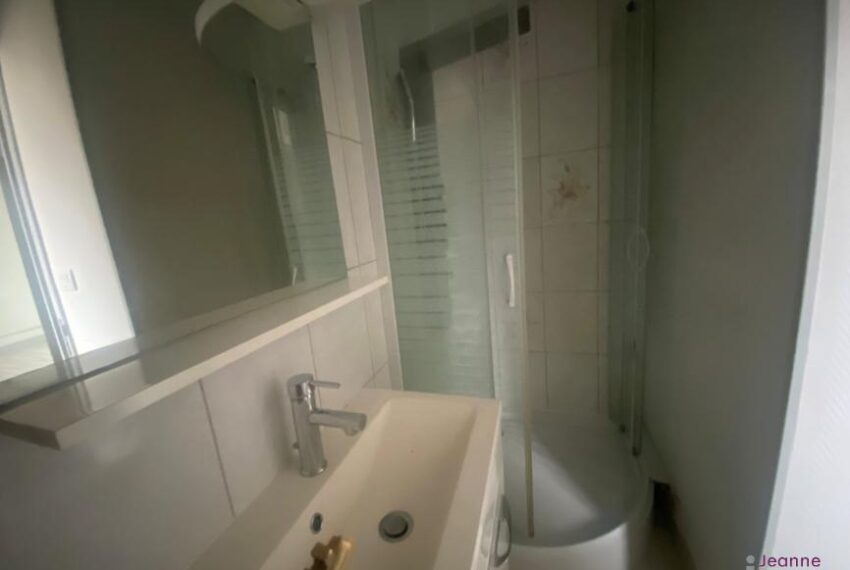 APPARTEMENT 2 PIÈCES AU COEUR DE LA VIEILLE VILLE