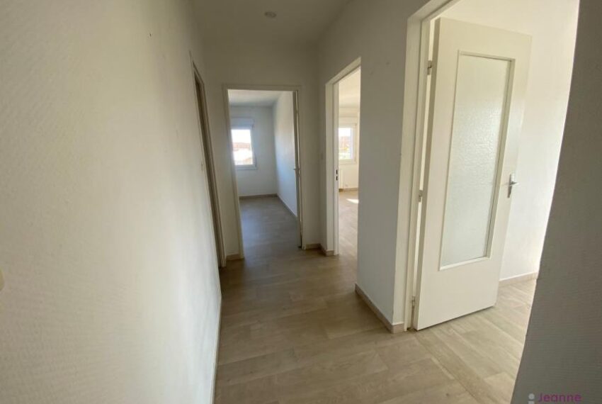 APPARTEMENT T2- CAVE