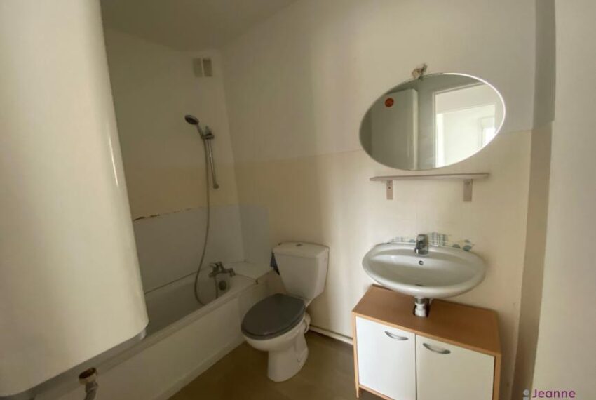 APPARTEMENT T2- CAVE