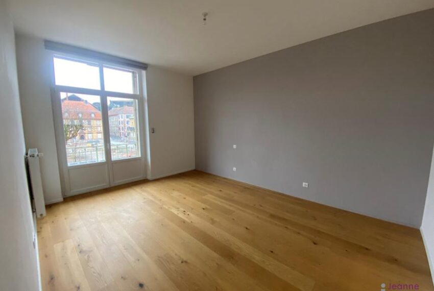 A LOUER BELFORT Appartement T5 avec balcon- cellier-cave