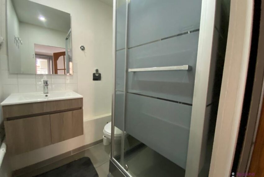 STUDIO MEUBLÉ EN VIEILLE VILLE