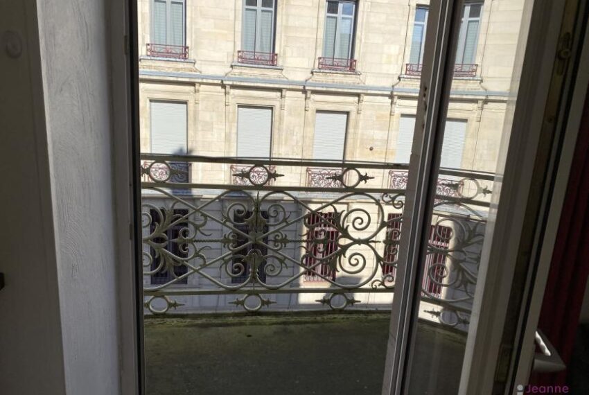 BELFORT - Studio meublé au centre ville avec balcon