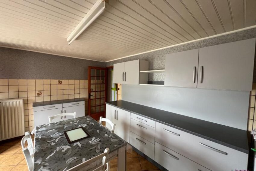 A VENDRE MAISON T4 A RENOVER (25) 10minSuisse