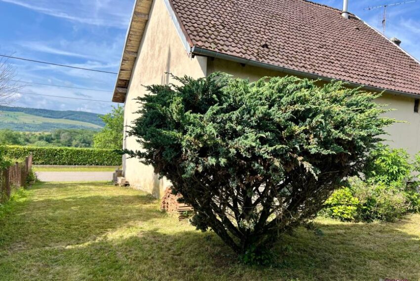 A VENDRE MAISON T4 A RENOVER (25) 10minSuisse