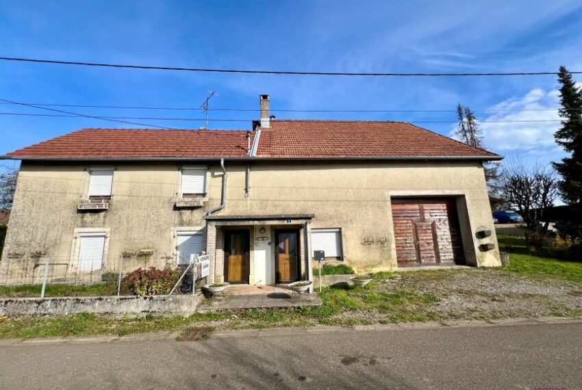 A VENDRE MAISON T4 A RENOVER (25) 10minSuisse