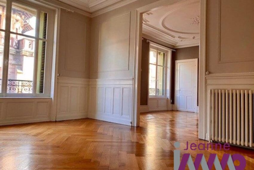 A louer au coeur de Ville Belfort Beau T6 Haussmanienn