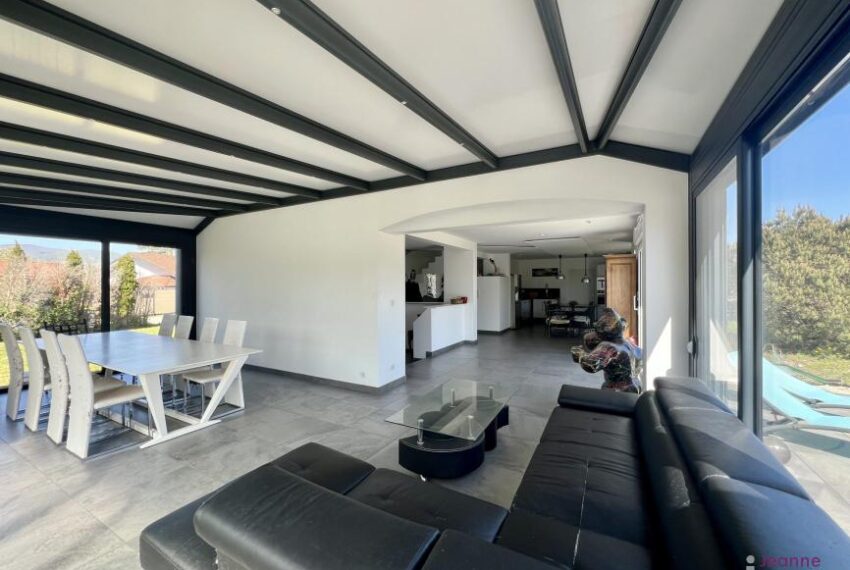 A VENDRE MAISON EXCEPTIONNELLE EVETTE SALBERT T 7 avec piscine i