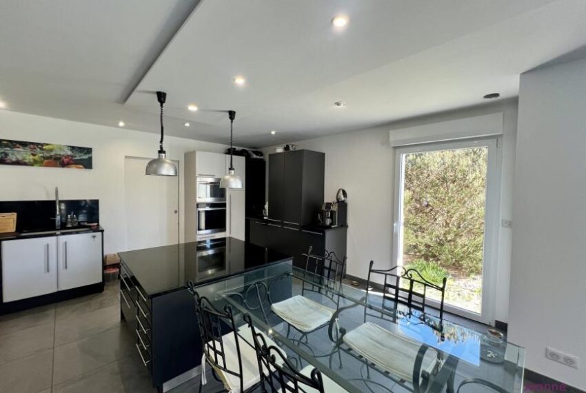 A VENDRE MAISON EXCEPTIONNELLE EVETTE SALBERT T 7 avec piscine i