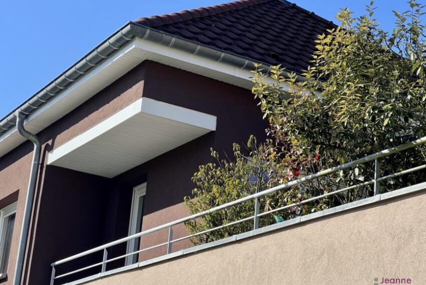 A VENDRE APPARTEMENT T5 TERRASSE - GARAGE - JARDIN