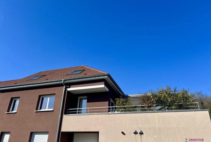 A VENDRE APPARTEMENT T5 TERRASSE - GARAGE - JARDIN