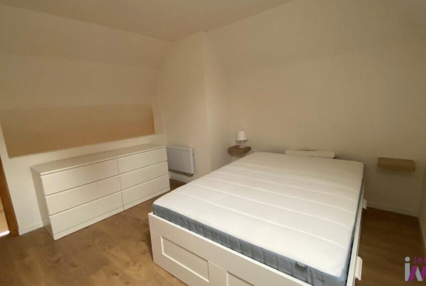T2 meublé rénové en duplex – 36 m2 – 2ème étage
