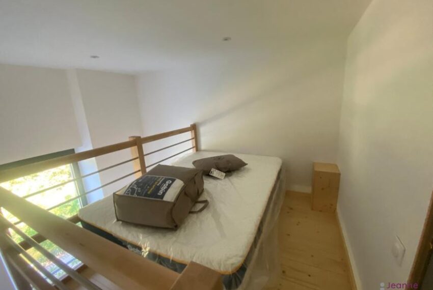 À LOUER STUDIO MEUBLÉ EN DUPLEX NEUF