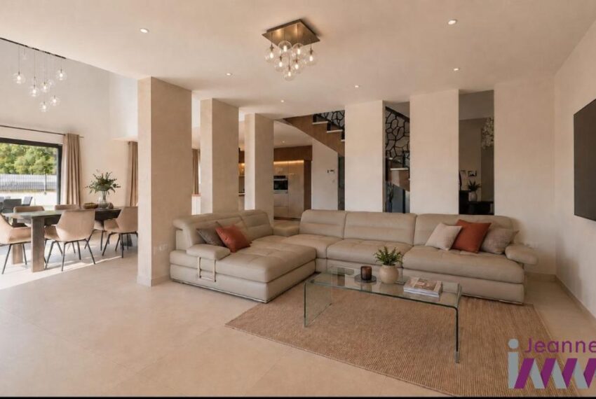 A VENDRE MAISON D'ARCHITECTE -5 chambres spacieuses- terrasse- j