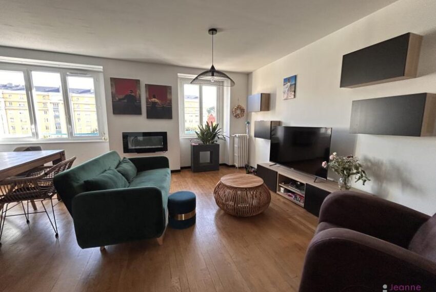 BELFORT CENTRE – T5 88 m² entièrement rénové 2020 – Parq