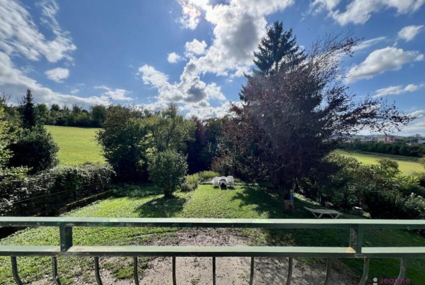 A VENDRE BELFORT APPARTEMENT T5 GARAGE ET GRAND JARDIN