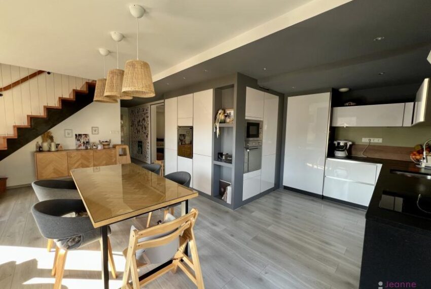 A VENDRE APPARTEMENT T5 TERRASSE - GARAGE - JARDIN