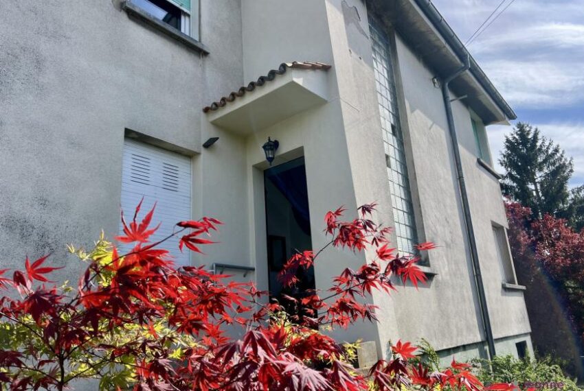 A VENDRE BELFORT APPARTEMENT T5 GARAGE ET GRAND JARDIN