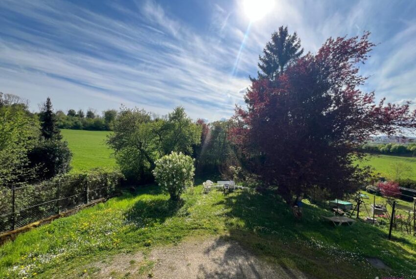 A VENDRE BELFORT APPARTEMENT T5 GARAGE ET GRAND JARDIN