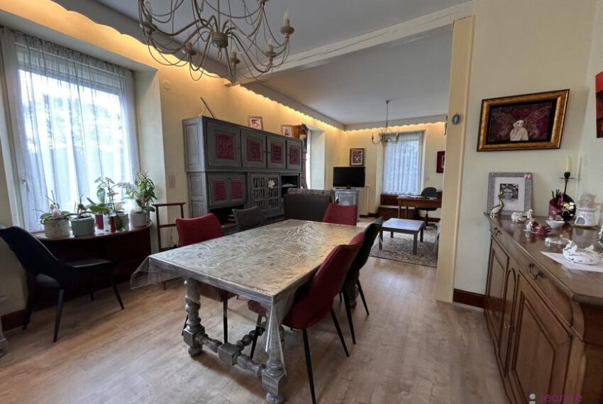 À vendre à Bavilliers - maison spacieuse sur un grand terrain