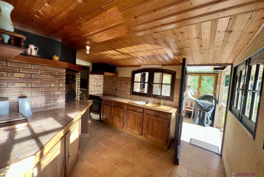 A VENDRE ETANG avec Magnifique Cabane de pecheur sur 122 ares