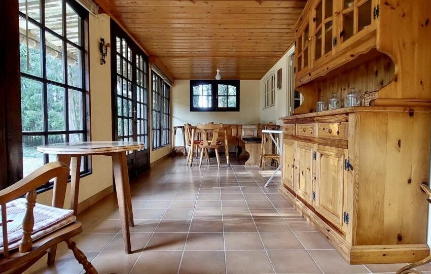 A VENDRE ETANG avec Magnifique Cabane de pecheur sur 122 ares